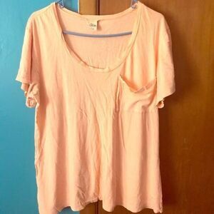 Comfy vs pink tee